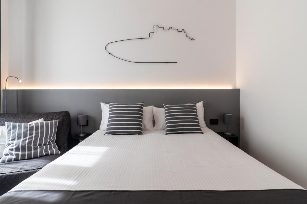 נאפולי Vesucharme Suite Luxury Room מראה חיצוני תמונה