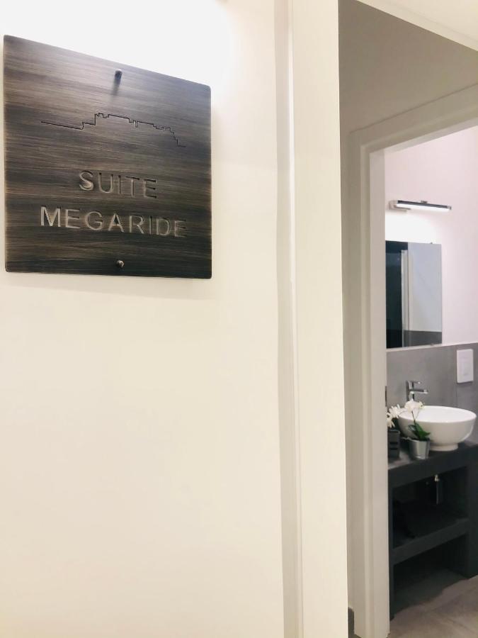נאפולי Vesucharme Suite Luxury Room מראה חיצוני תמונה
