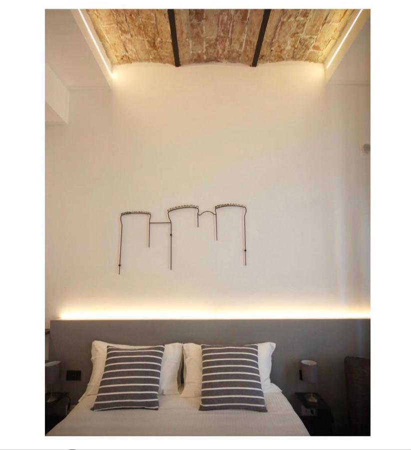 נאפולי Vesucharme Suite Luxury Room מראה חיצוני תמונה