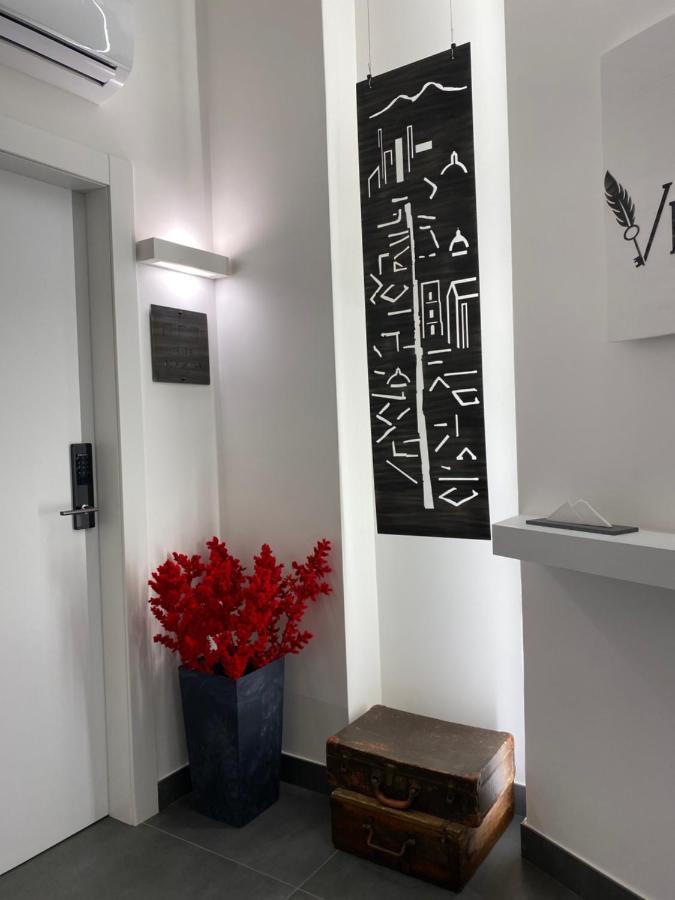 נאפולי Vesucharme Suite Luxury Room מראה חיצוני תמונה