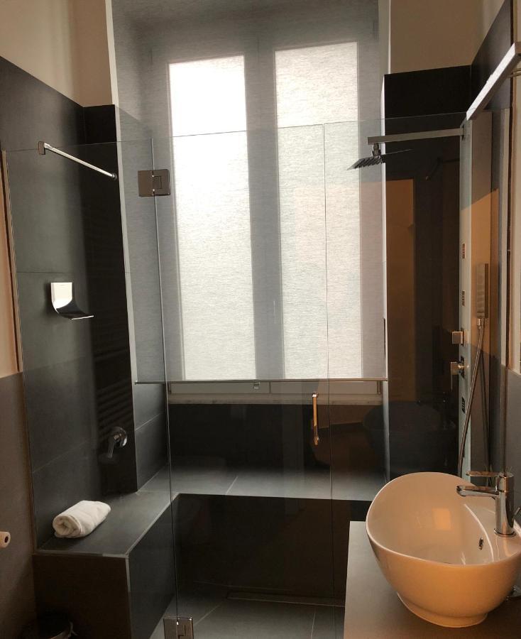 נאפולי Vesucharme Suite Luxury Room מראה חיצוני תמונה