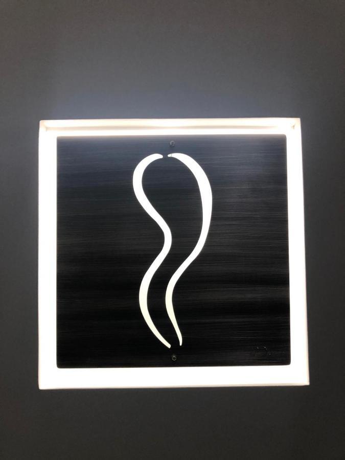 נאפולי Vesucharme Suite Luxury Room מראה חיצוני תמונה