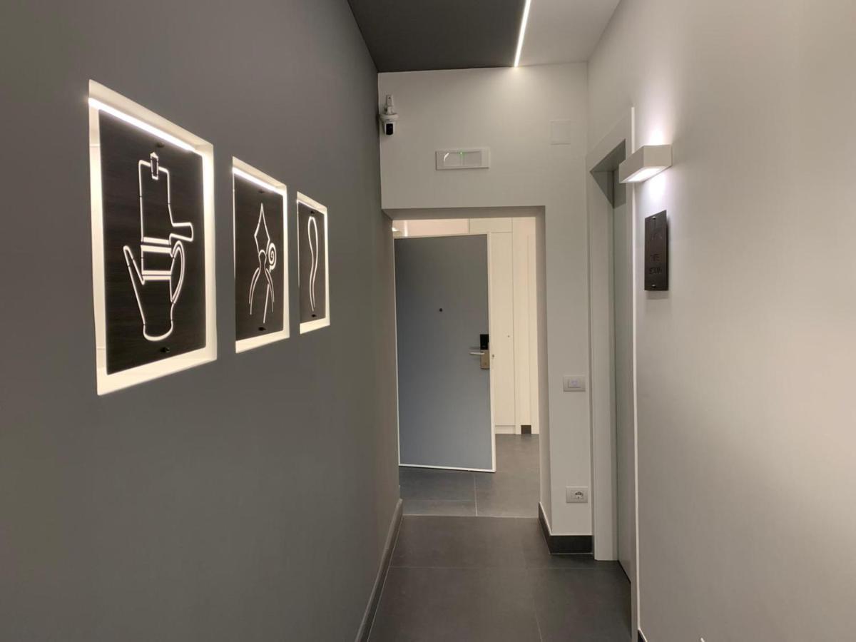 נאפולי Vesucharme Suite Luxury Room מראה חיצוני תמונה
